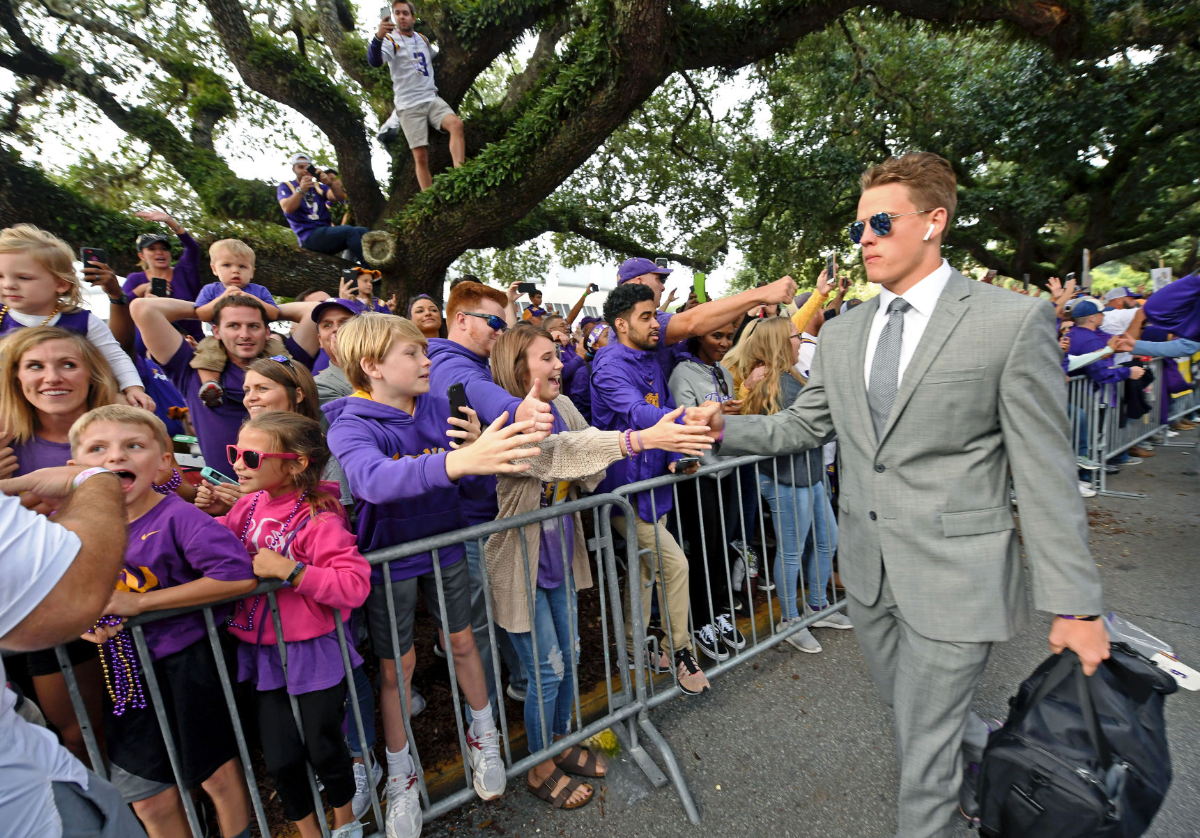 BR.lsufloridamain0087.101319 bf.jpg